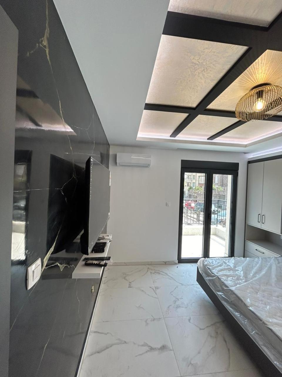 Merlin Prestige Apartments Budva Bagian luar foto