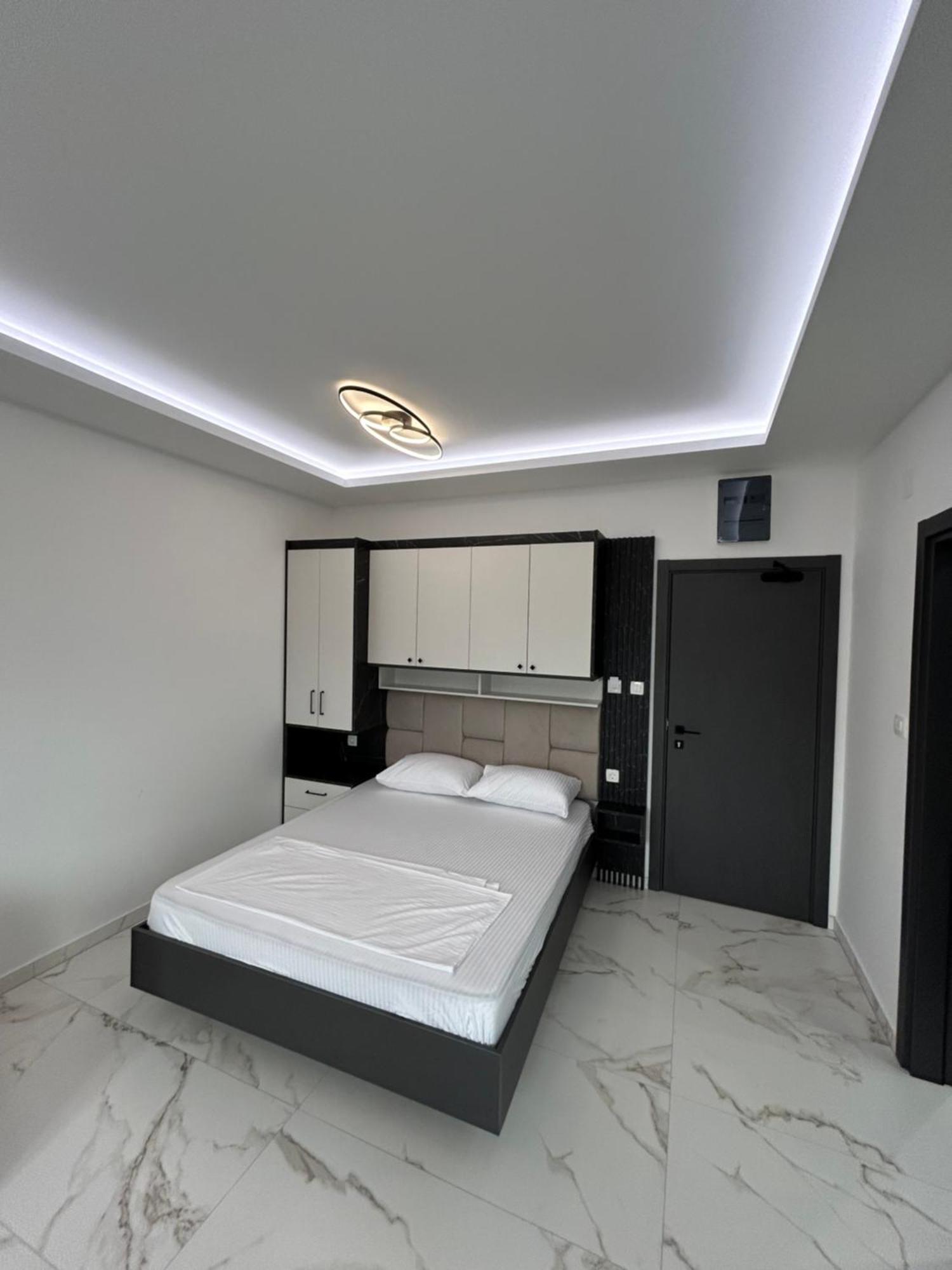 Merlin Prestige Apartments Budva Bagian luar foto