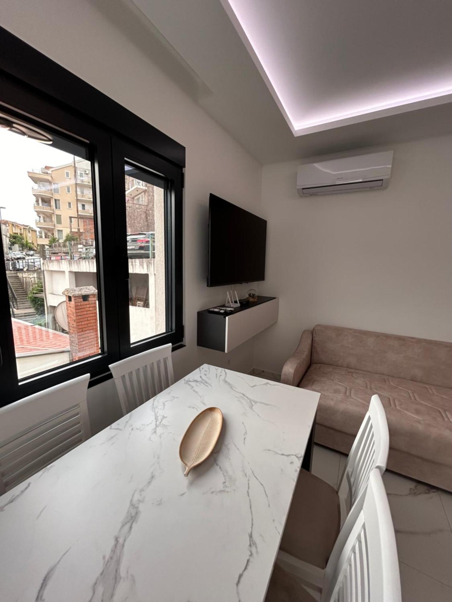 Merlin Prestige Apartments Budva Bagian luar foto